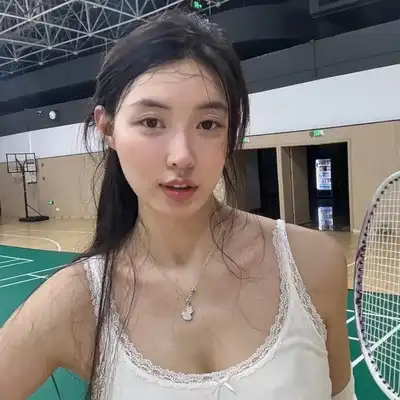 胡宇